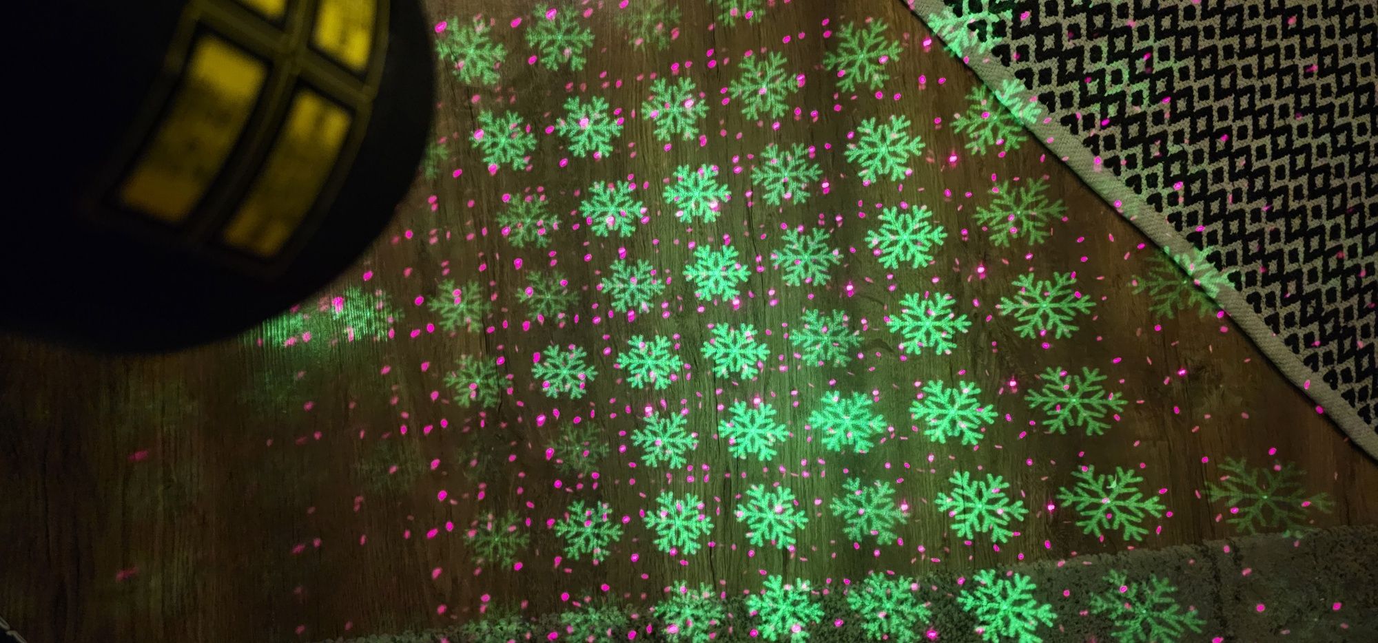 Projektor laserowy