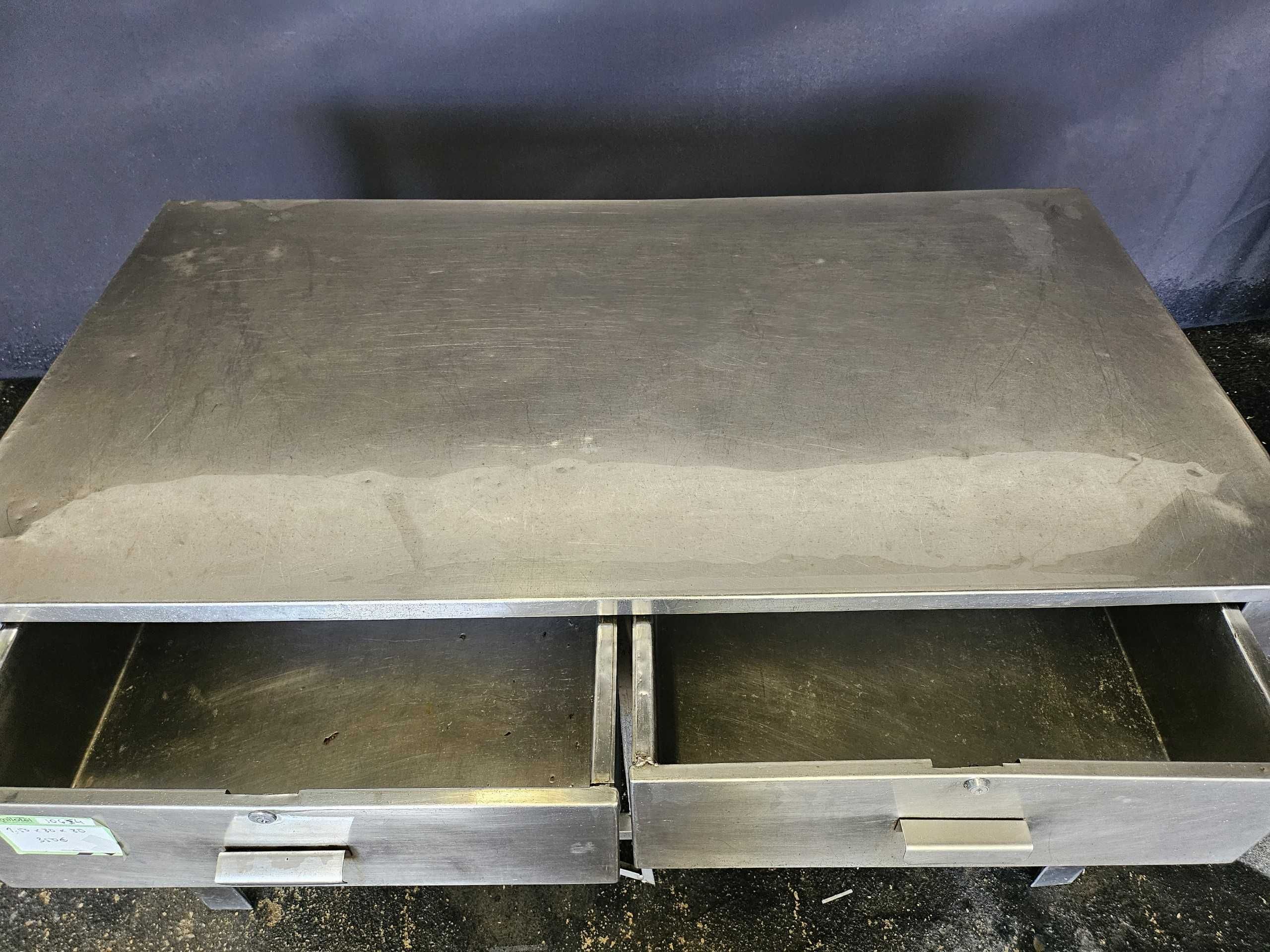 Bancada em inox com 2 gavetas