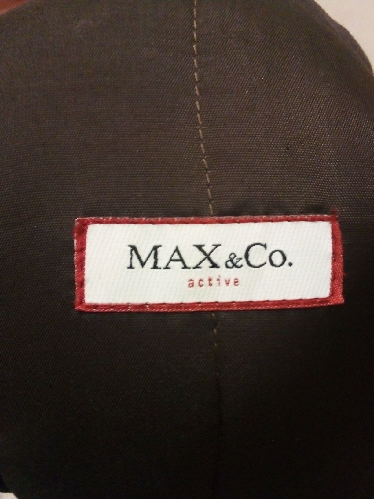 Фирменная весенняя женская куртка MAX&Co. Италия  р. 44.