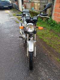 Vendo moto Yamaha 125