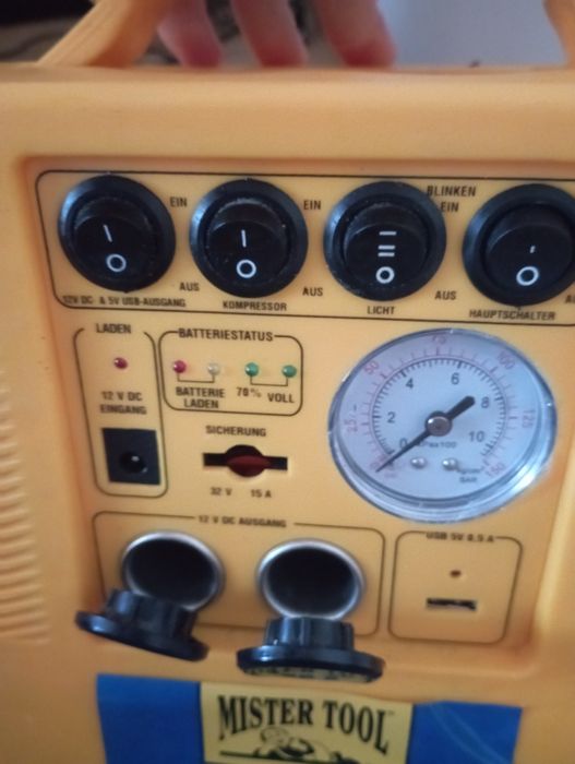 Автомобільний компресор 12v Master tool