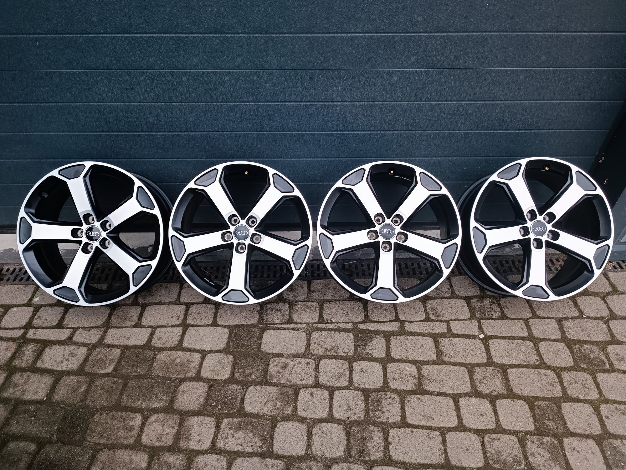 Felgi alu 5x112 19" Audi Q3, A4B7, A3, Q2