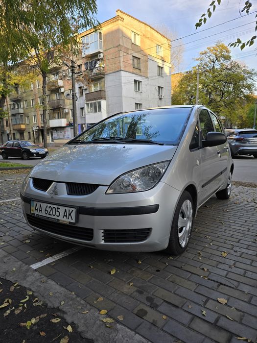 Mitsubishi Colt 1.3 автомат