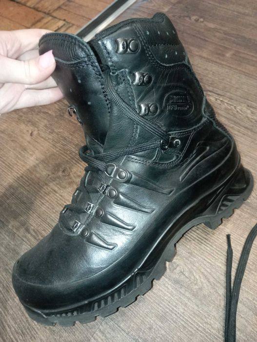 Продам берці Gore-Tex