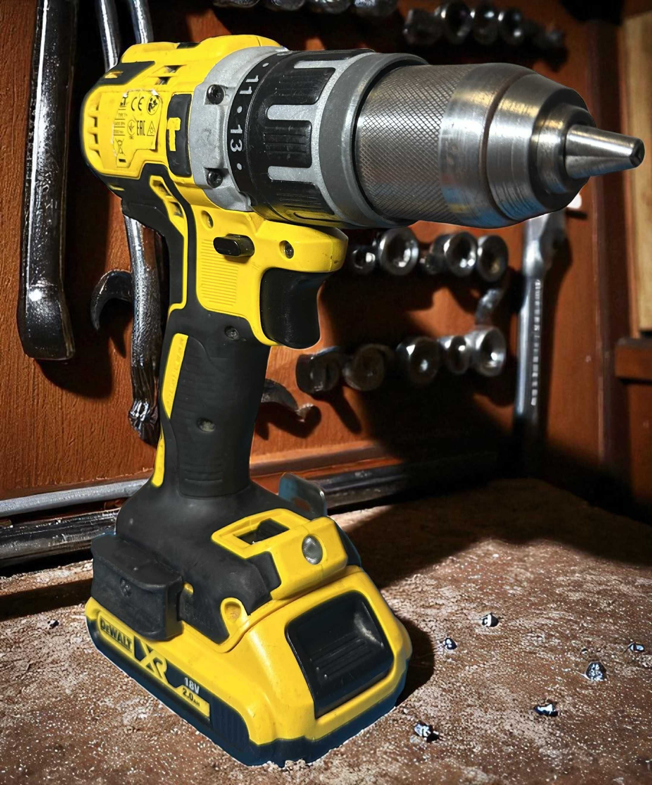 Wkrętarka z udarem DEWALT DCD796 D2 I 2x Aku 2.0Ah I 18v Polecamy