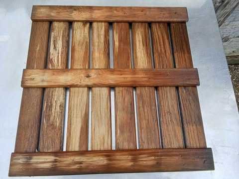 Pavimento Estrados Deck para Jardim da Briconess c/ Tratamento