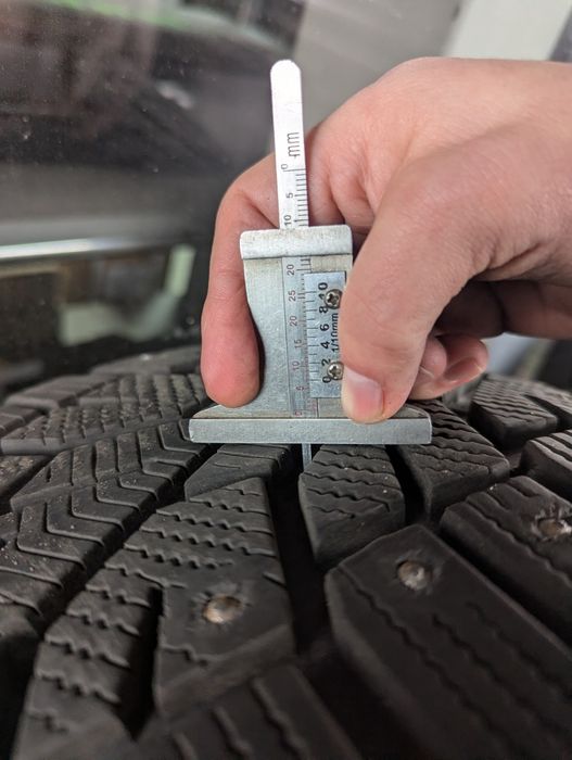 225/45/R17 Шиповані General Altimax Arctic 12