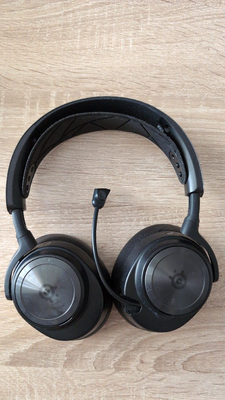 Steelseries Arctis Nova Pro Wireless