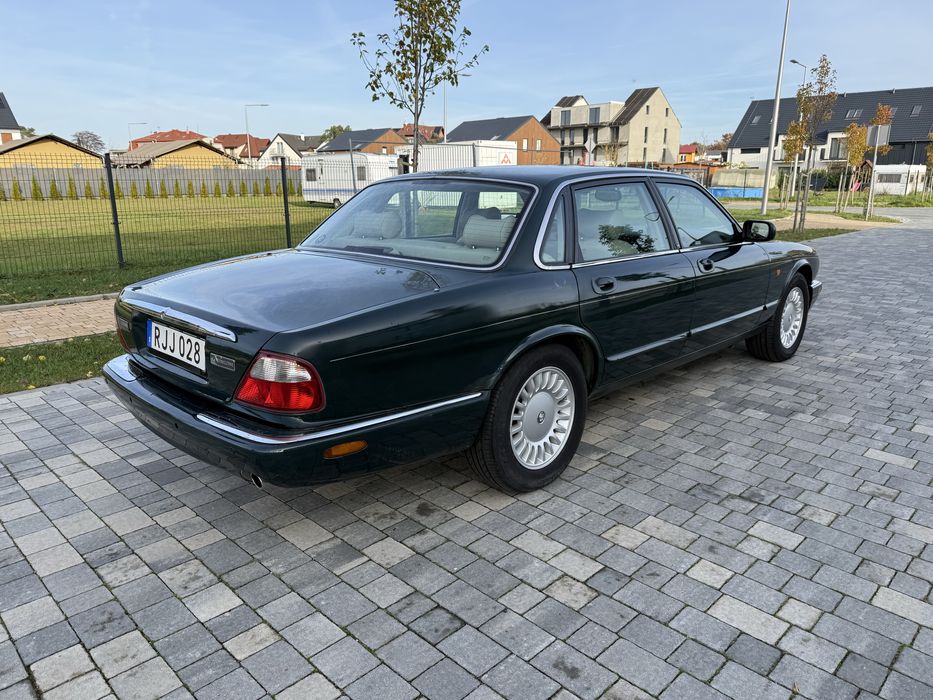 Jaguar XJ8 Executive V8