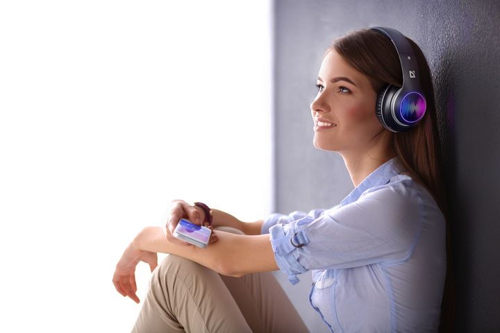 Słuchawki Bezprzewodowe Nauszne Mikrofon Led Mp3 Bluetooth 5.3