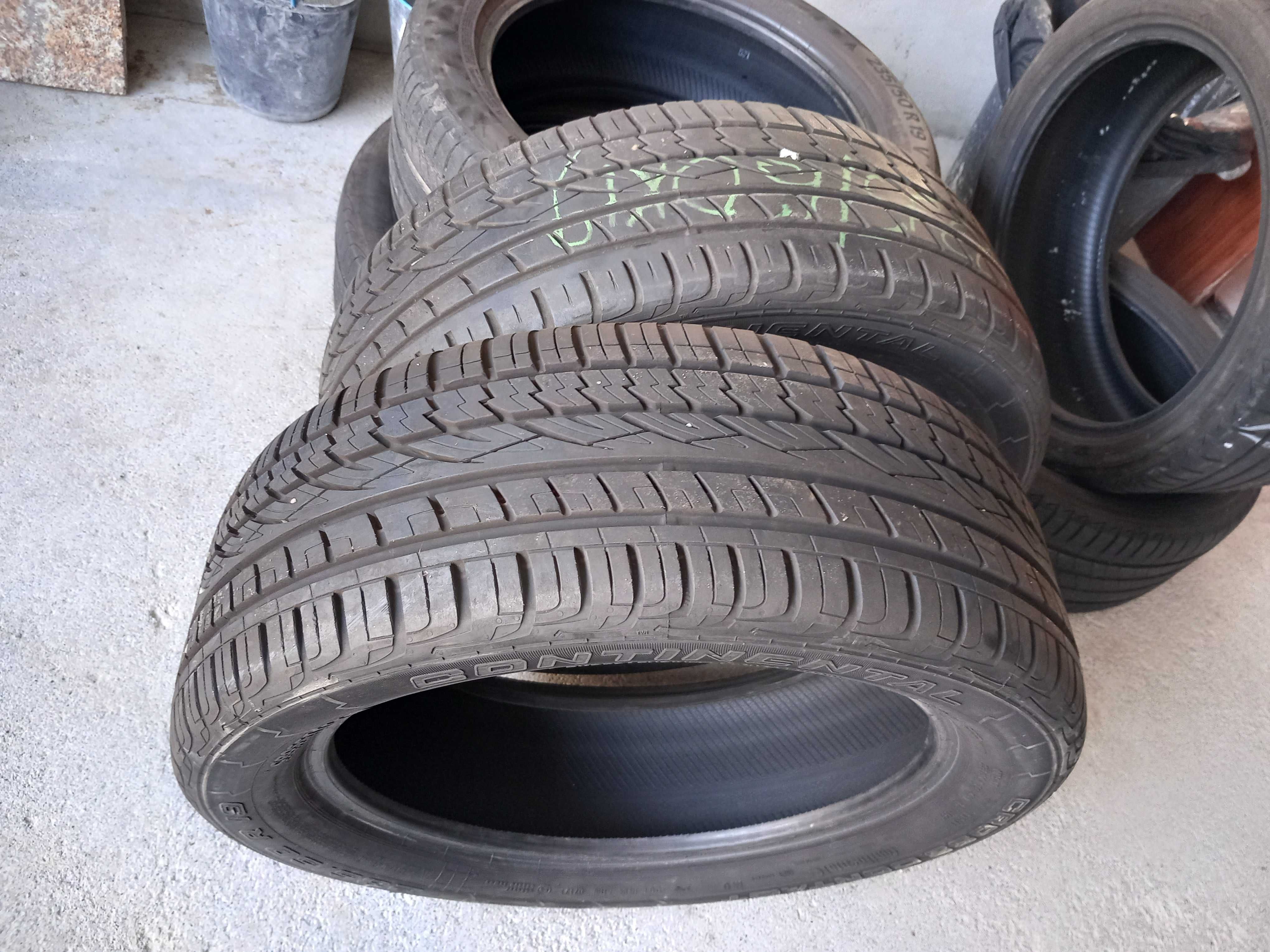 2 pneus 235/50R19 Continental seminovos