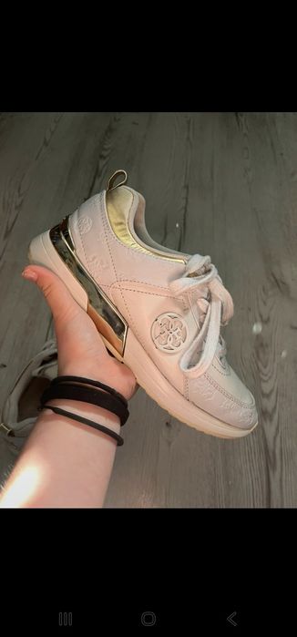 Buty Guess rozmiar 38