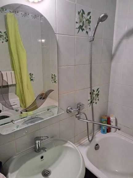 Продаж 3-к квартири вул. Реміснича