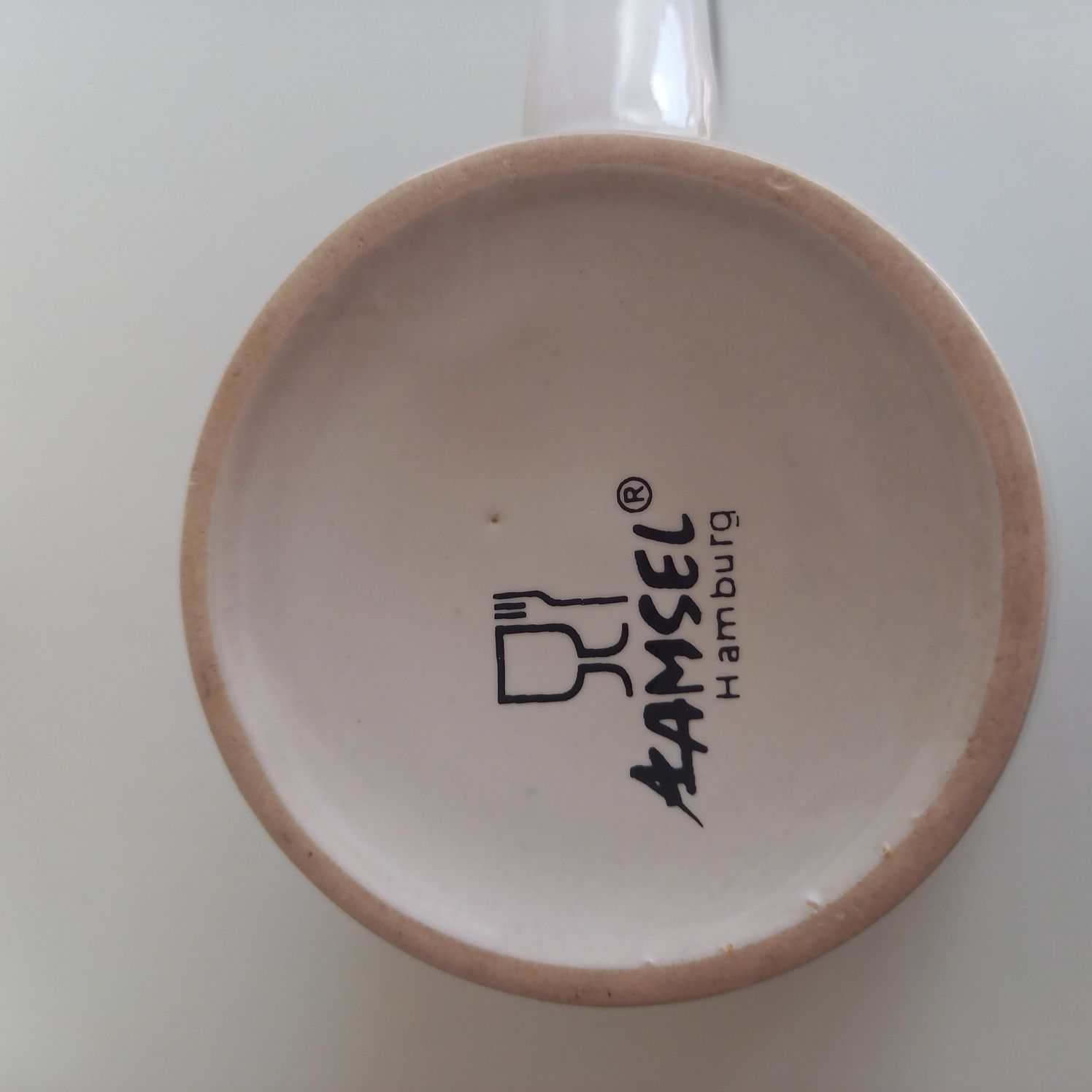Uroczy duży kubek ceramiczny vintage kolorowy z królikiem zając