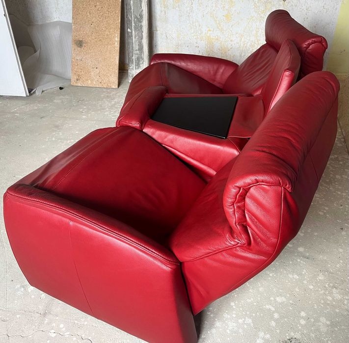 Skórzana sofa z funkcją relaks