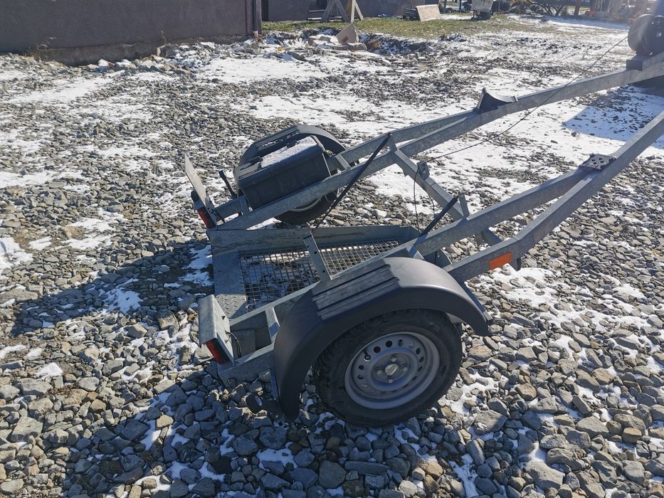 Przyczepka pod zagęszczarkę.