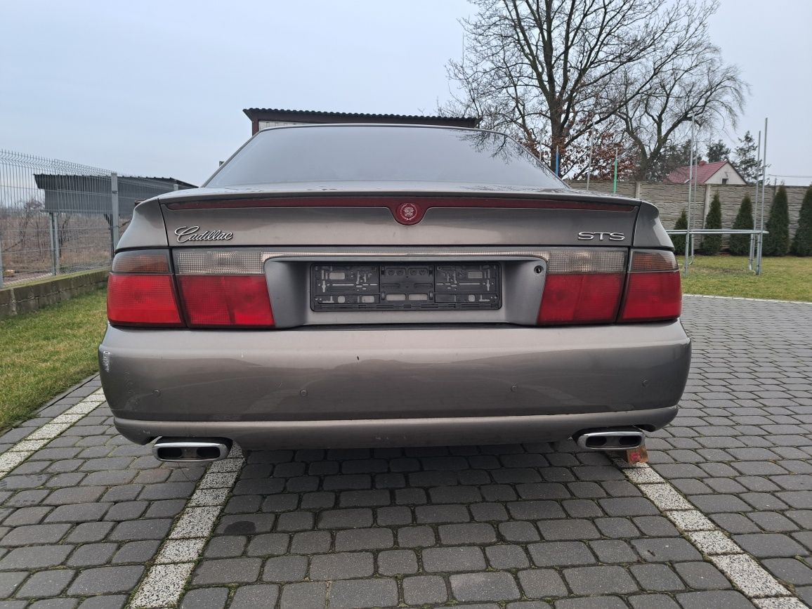 Cadillac STS 4.6 benzyna v8