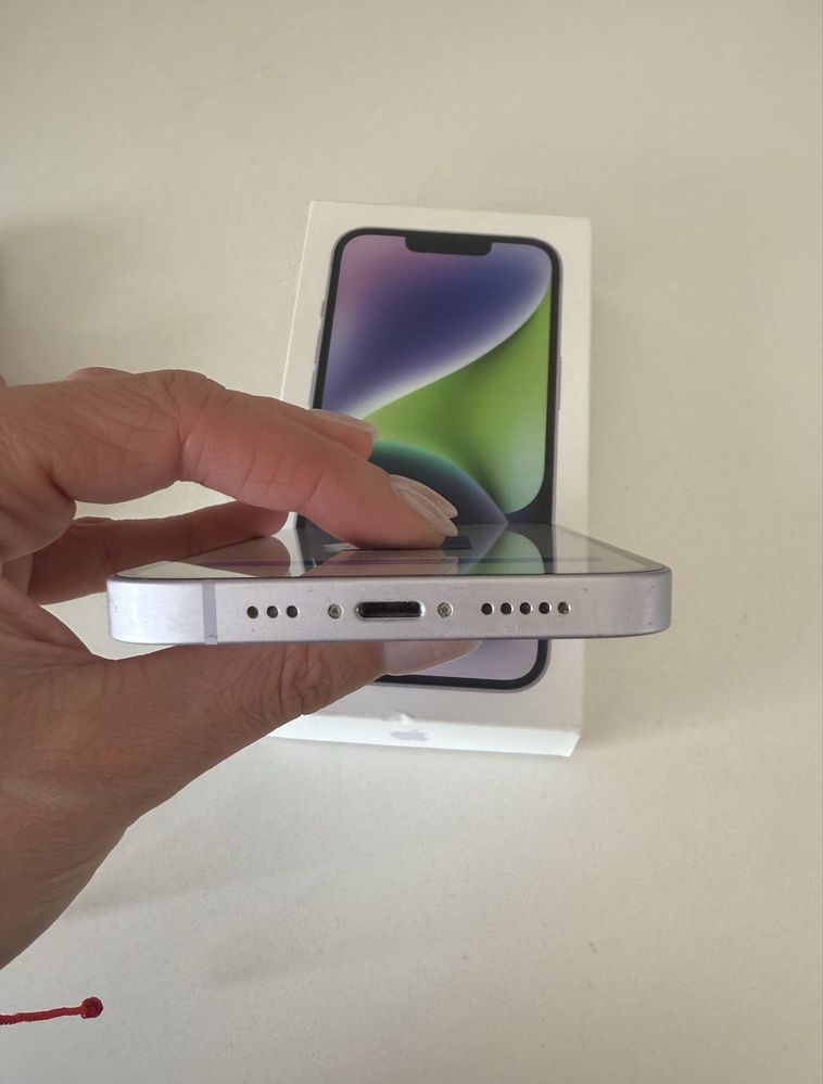 Iphone 14 purple