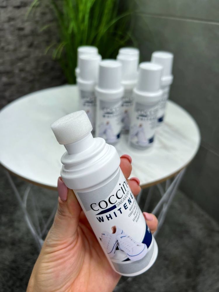 Біла паста COCCINE WHITENER  догляд за білим взуттям