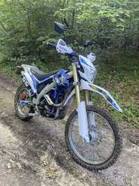 Продам мотоцикл Exdrive crf 250