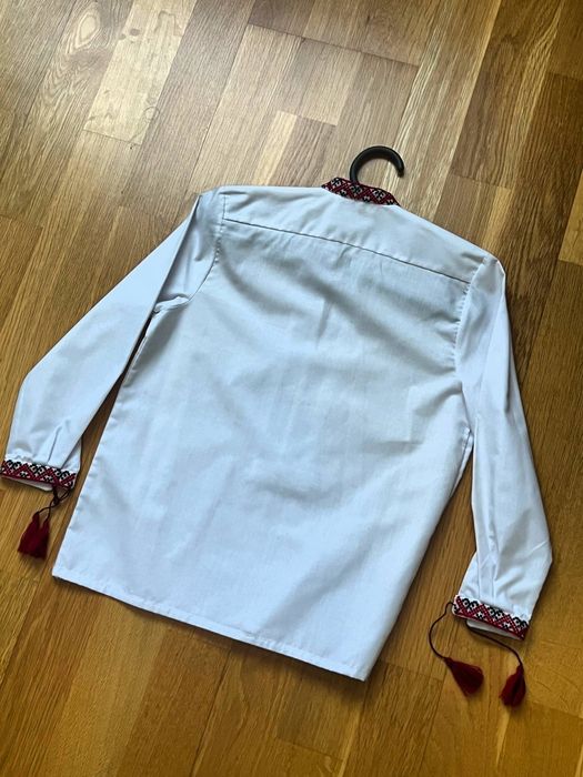 Вишиванка ручної роботи