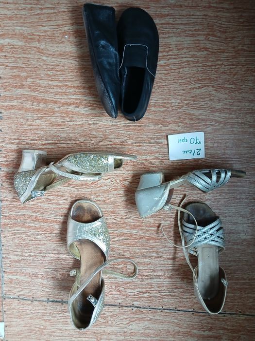 Босоножки(туфли латино)для бальных танцев р.37-38.