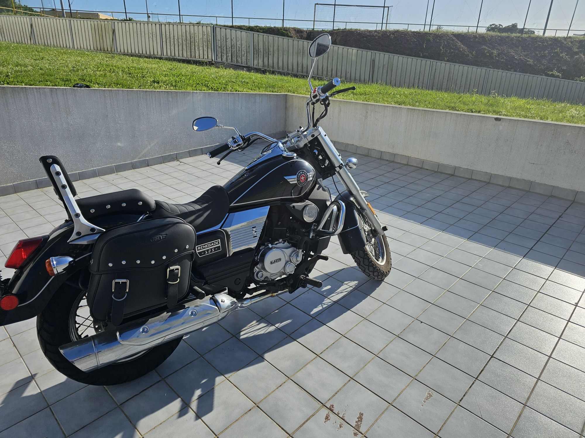UM RENEGADE classic
