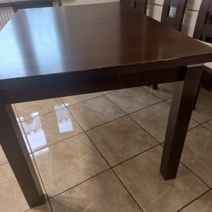 Komplet stół i krzesła