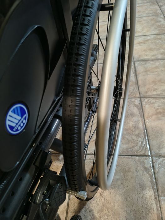 Nowy wózek inwalidzki