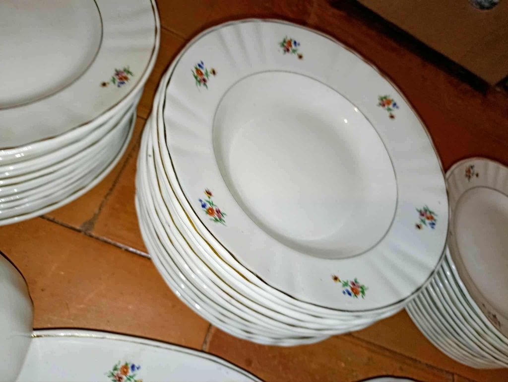 Conjunto louça cerâmica Sacavém