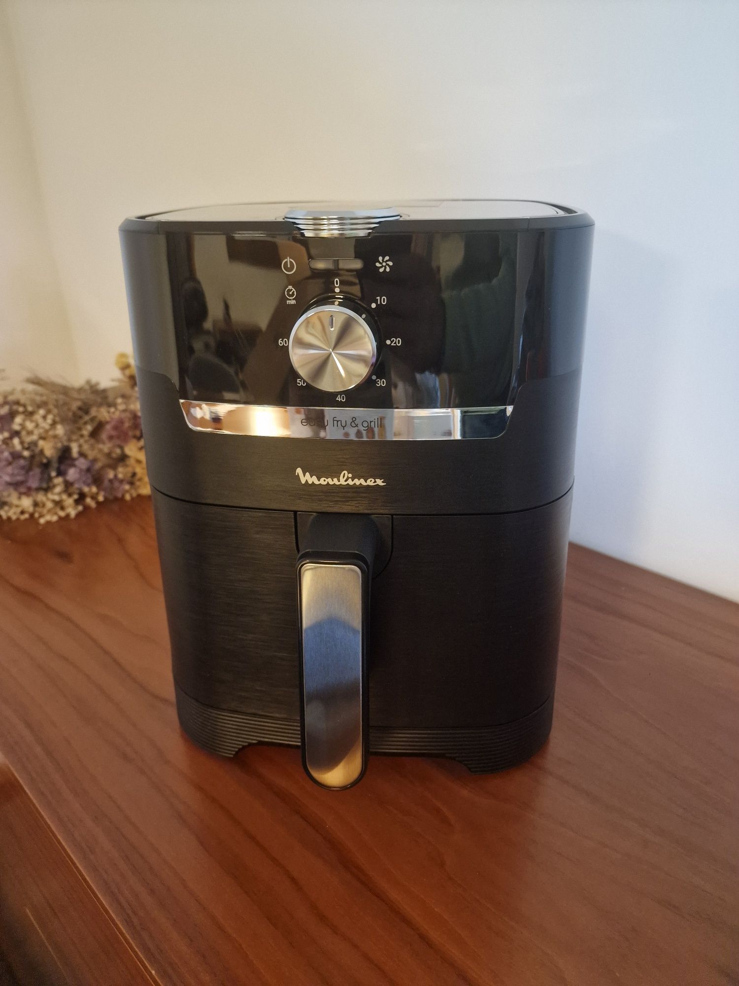 Air fryer moulinex 4.2 litros.  Nova em caixa