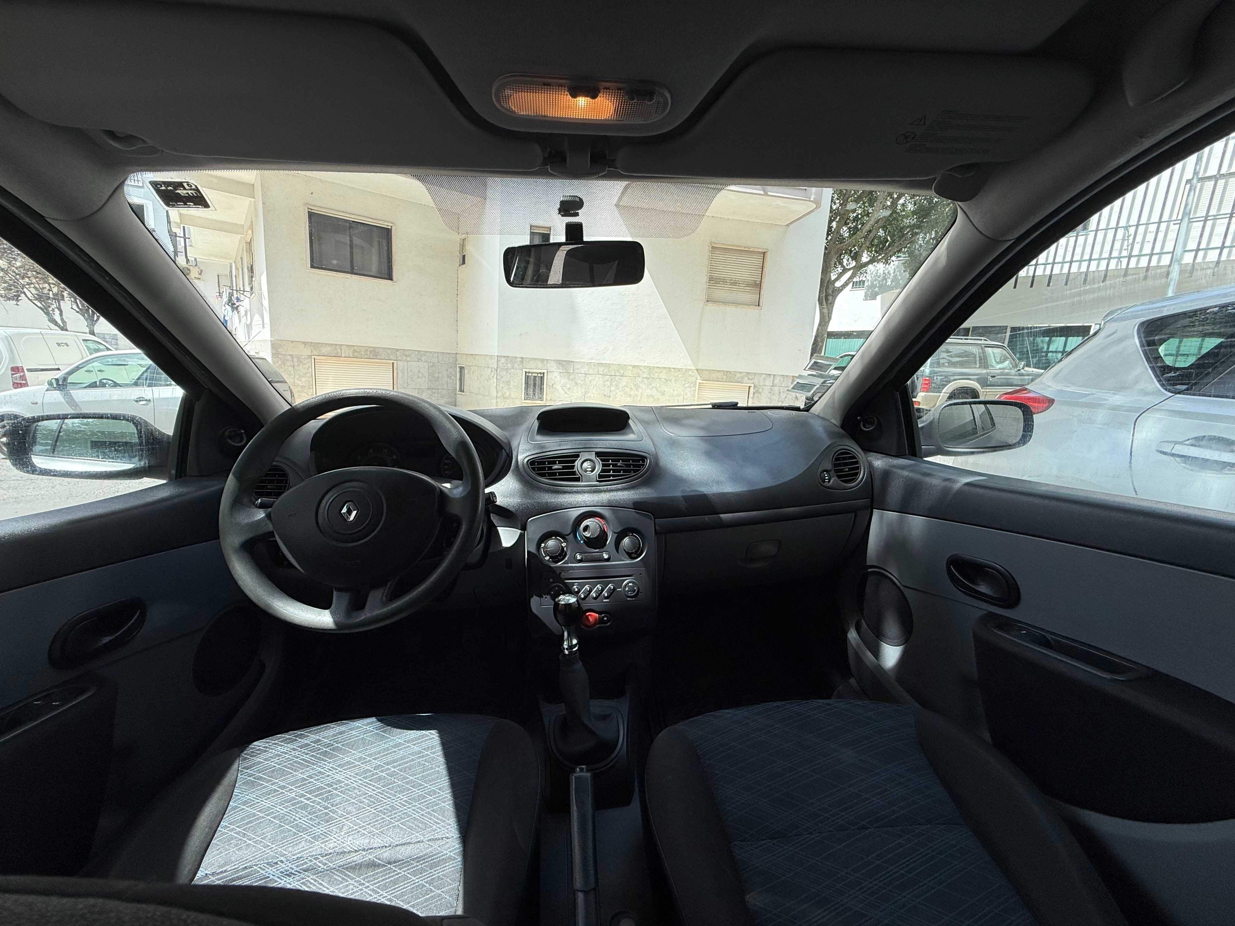 Renault Clio 1.2 16V Confort – Fiável, Económico e Pronto a Andar