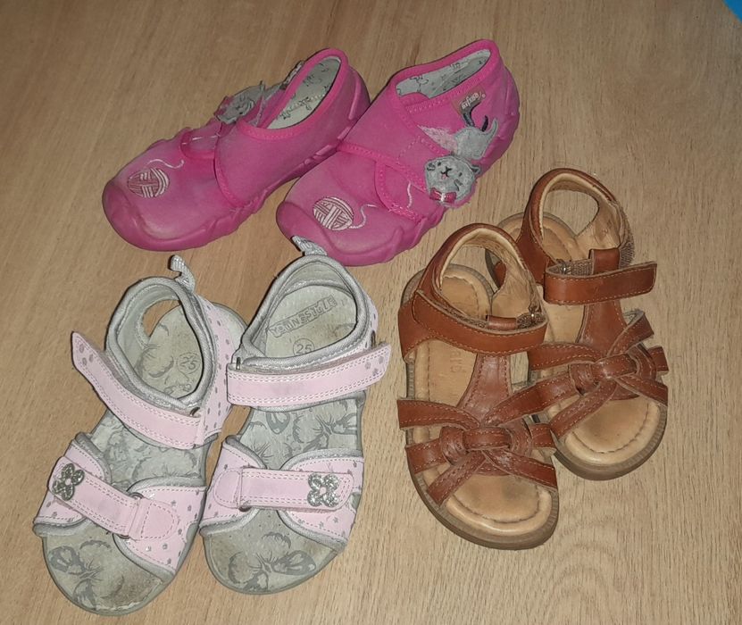 Buty letnie r.25 sandałki