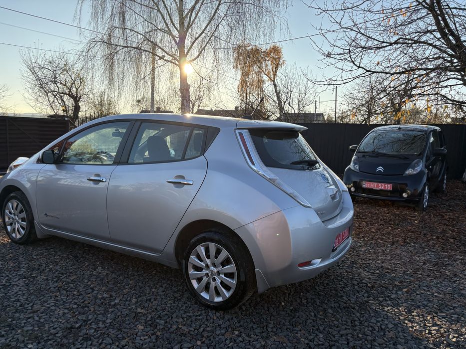 Nissan Leaf 2015