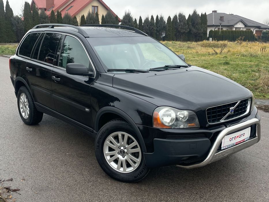 Volvo XC 90 2.4d d5 185 koni ! 4x4 ! Manual ! 7-os ! Hak !