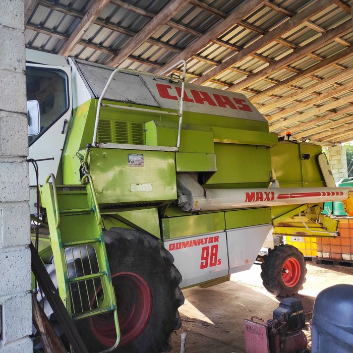 claas dominator 98S LEXSION 460, New Holland CX 880 stoły do rzepaku