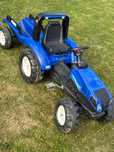 Traktor dla chlopca New Holland
