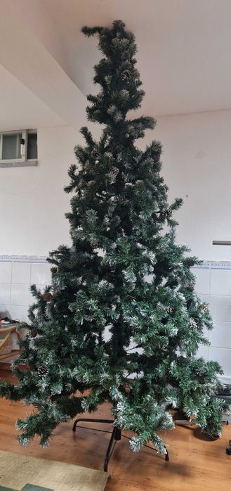 Arvore de Natal Grande 240cm