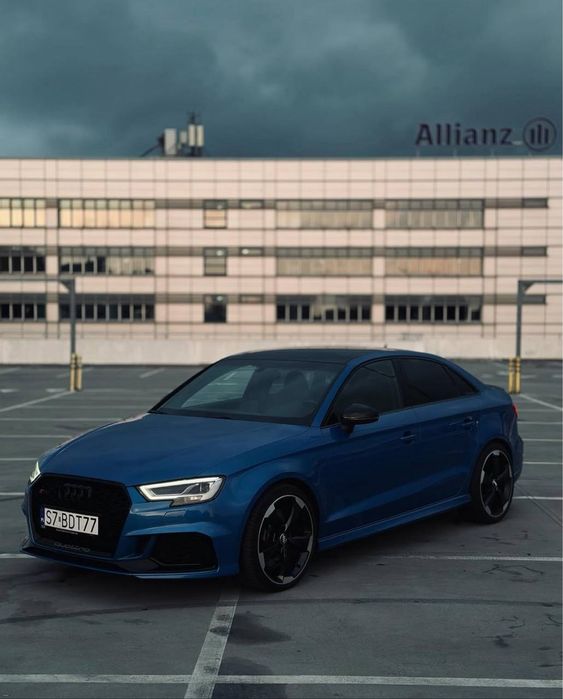Wynajem aut klasy premium. Audi RS3