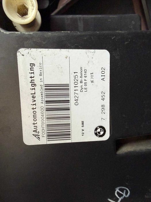 Lampy ksenonowe adaptacyjne  Bmw X5 E70 LIFT - z USA