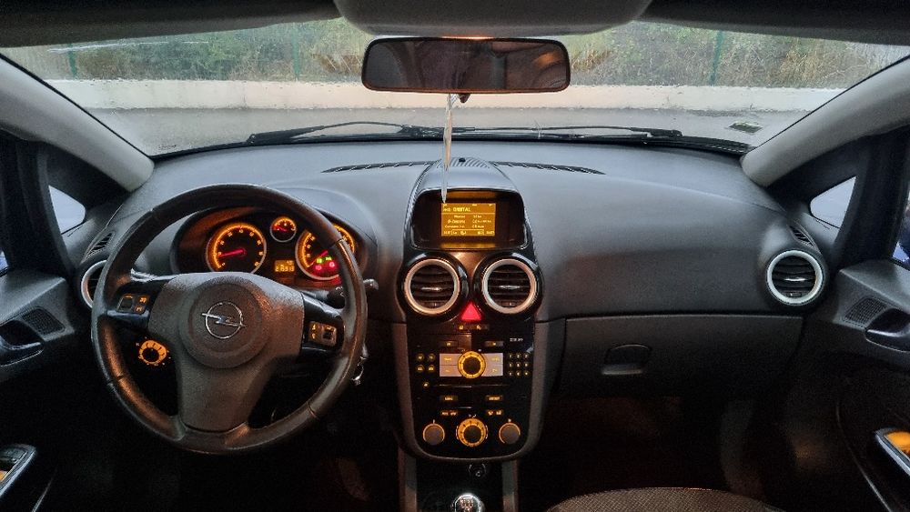 Opel Corsa D 1.2 2007