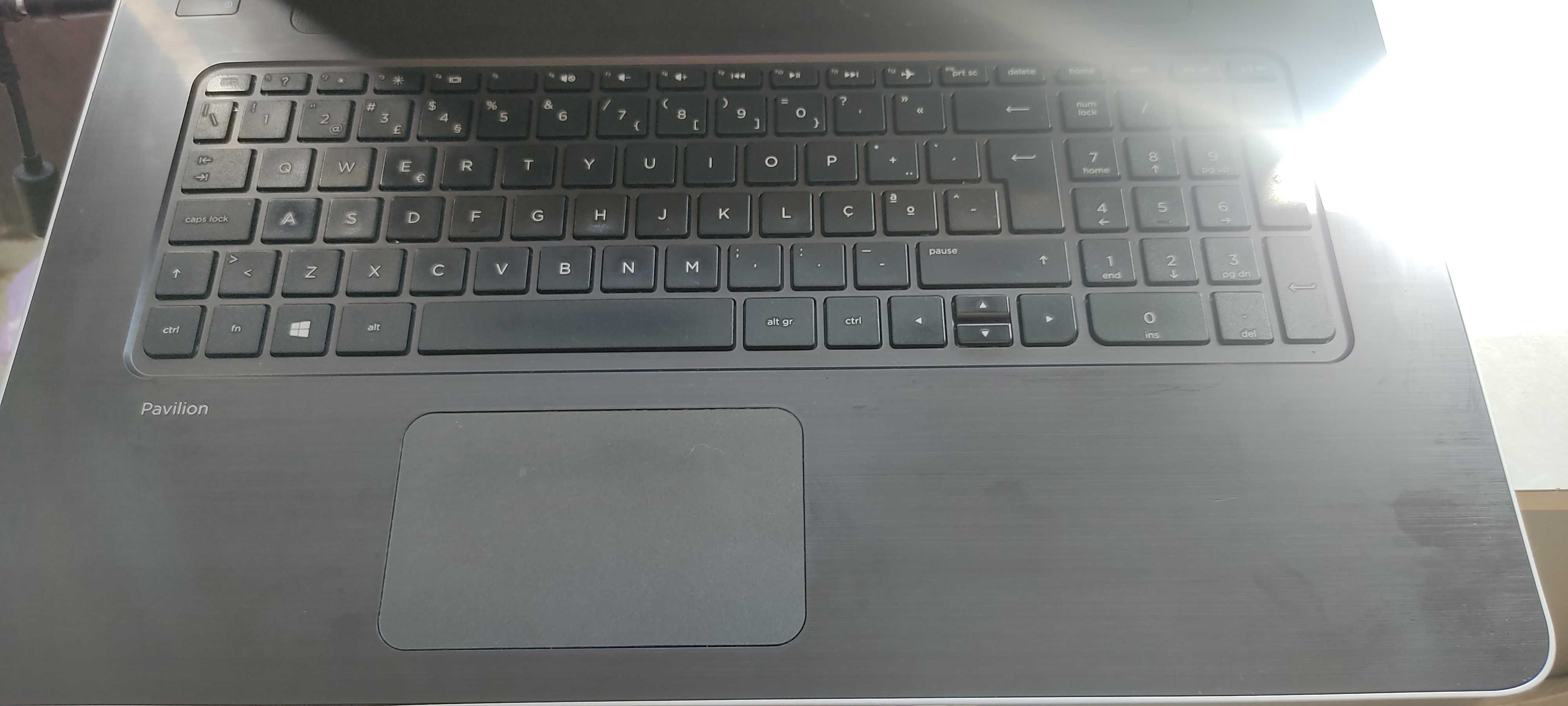 Portátil HP Pavilion 17