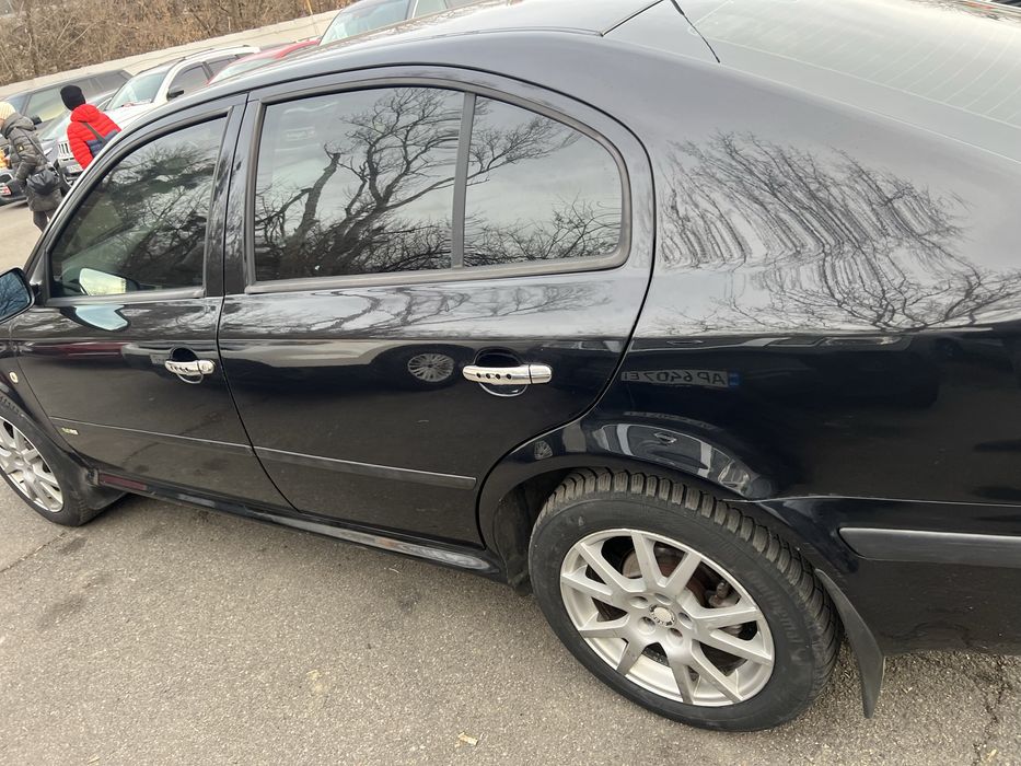 Продам срочно лічне авто skoda octavia tour wts 1.8t AGU 2007