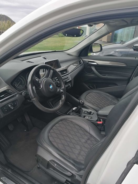 BMW X1 em bom estado