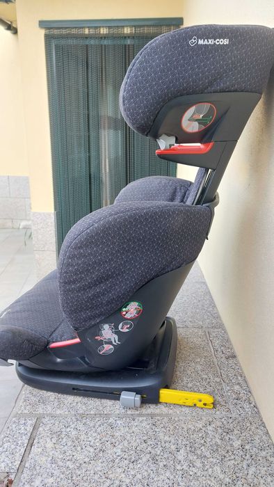 Cadeira auto bebe comfort rodifix