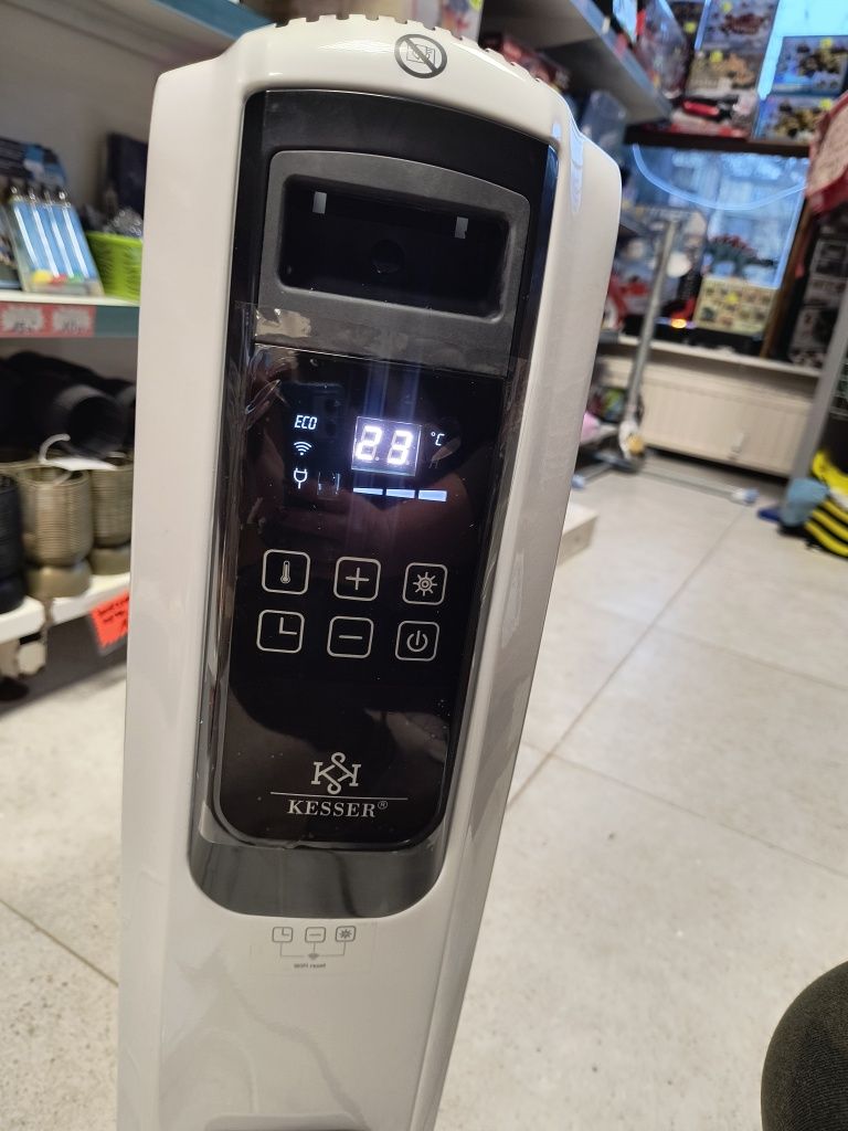 Grzejnik olejowy Kesser 2500W biały