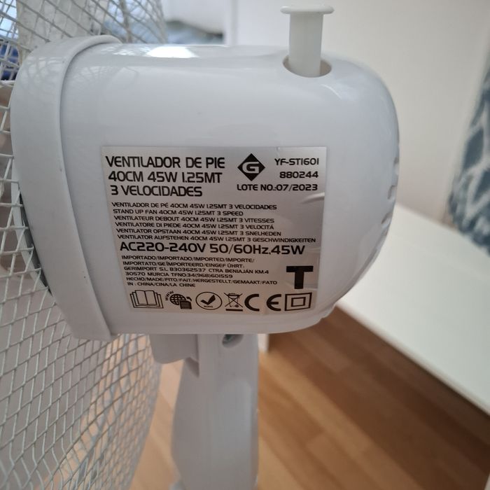 Ventilador de pie 40cm 45 w