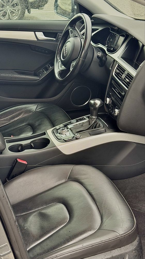 Продам Audi A4 quattro S-line