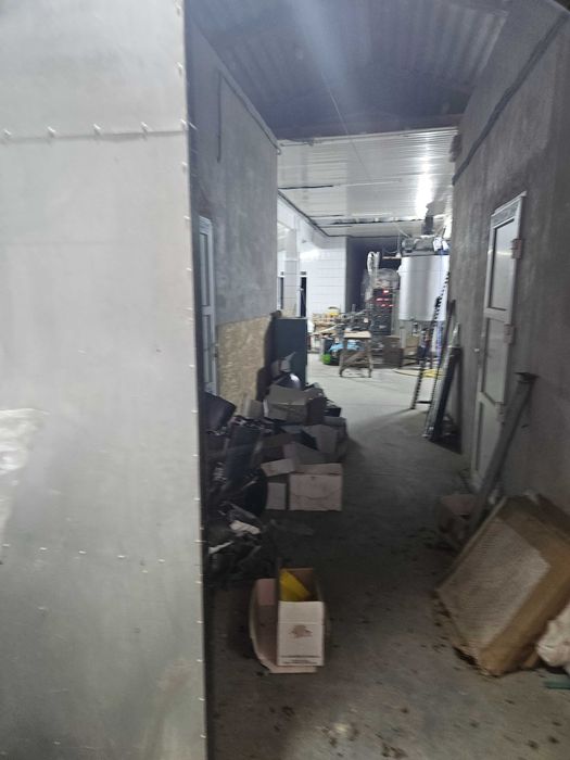 Продам Комерційну нерухомість з цехом