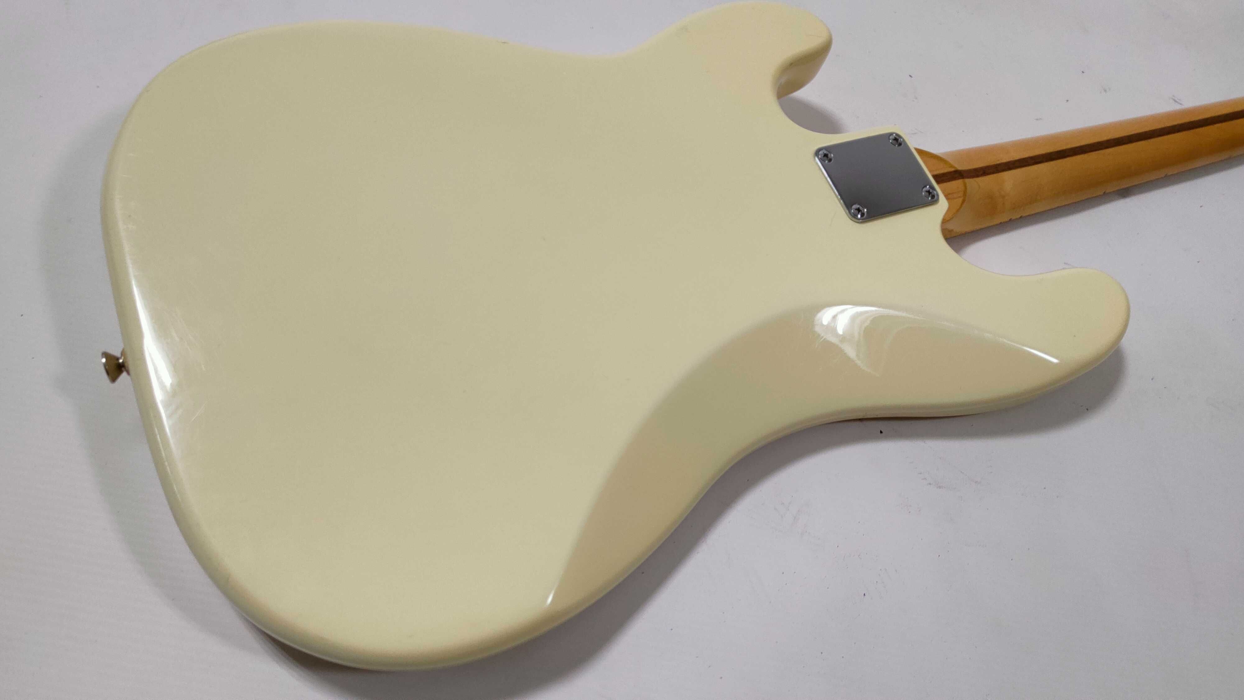 Gitara basowa Squier Precision Bass Made in Korea 95r.